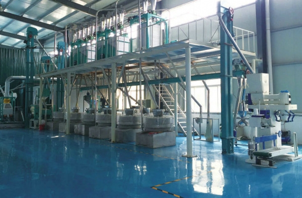 根据生产规模需求，鑫峰面粉机械提供以下小型设备选择：